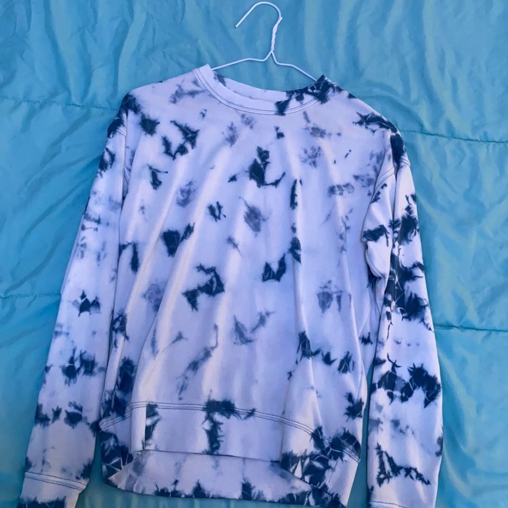 White and blue women's sweatshirt